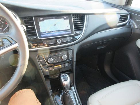 Certified 2019 Buick Encore Essence w/ Experience Buick Package FWD image 10