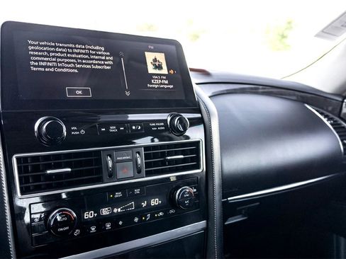 Used 2024 INFINITI QX80 Luxe image 23