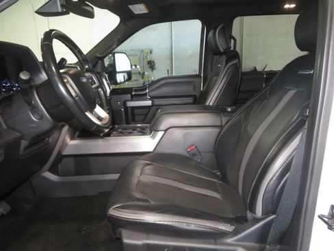 Used 2019 Ford F250 Platinum w/ Platinum Ultimate Package AWD/4WD image 20