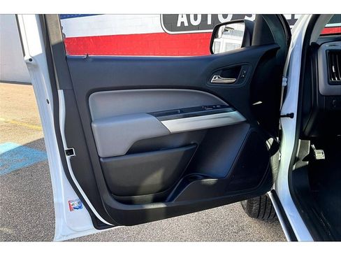 Used 2019 Chevrolet Colorado LT image 19