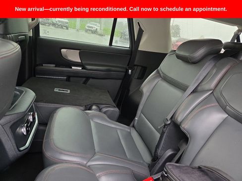 Used 2025 Ford Expedition Max Active RWD image 9