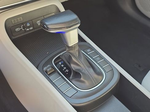 Used 2024 Hyundai Kona SEL FWD image 26
