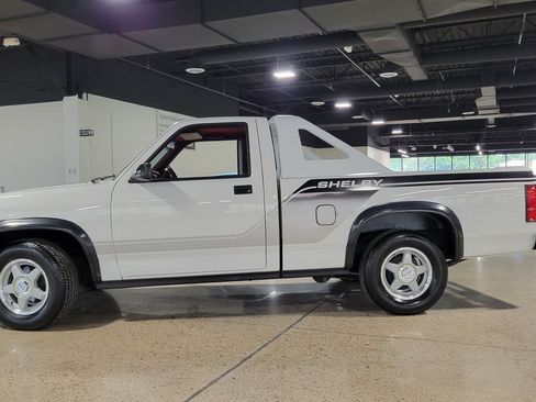 Used 1989 Dodge Dakota Shelby RWD image 2
