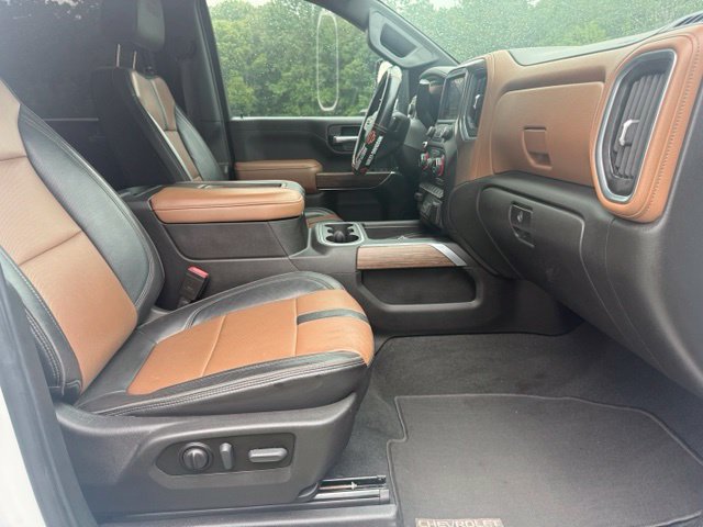 Used 2022 Chevrolet Silverado 2500 High Country AWD/4WD image 15