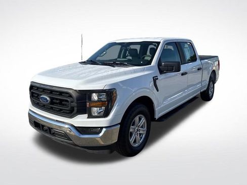 Used 2023 Ford F150 XL w/ Trailer Tow Package RWD image 3