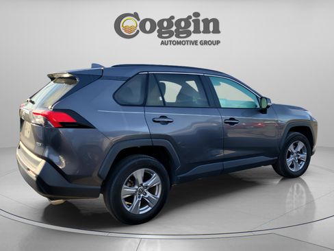 Certified 2022 Toyota RAV4 XLE w/ Convenience Package image 6