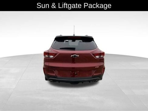 Used 2023 Chevrolet TrailBlazer RS w/ Sun and Liftgate Package image 6
