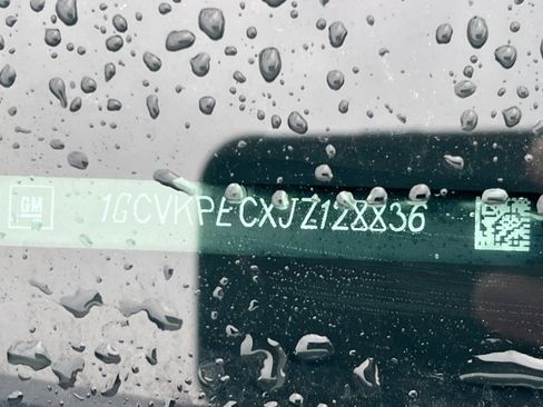 Used 2018 Chevrolet Silverado 1500 Custom w/ Custom Convenience Package image 3