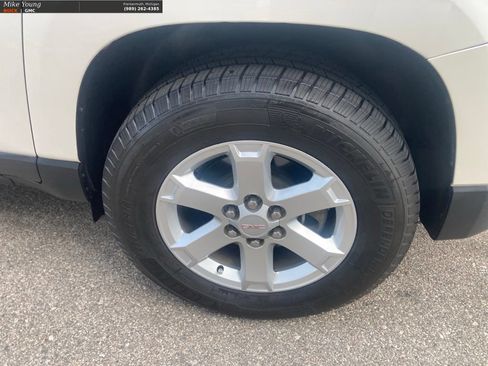 Used 2014 GMC Acadia SLE FWD image 9