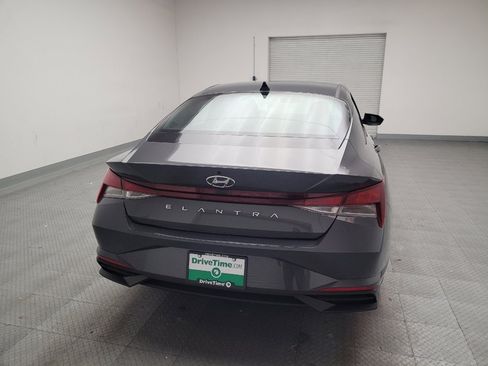 Used 2023 Hyundai Elantra SEL image 7
