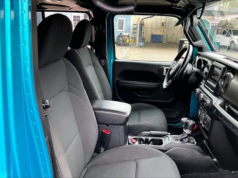 Used 2020 Jeep Wrangler Unlimited Sport S AWD/4WD image 9