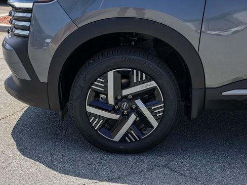 New 2026 Nissan Kicks SV FWD image 11