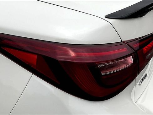 Certified 2022 INFINITI Q50 Red Sport 400 w/ Carbon Fiber Package AWD/4WD image 22