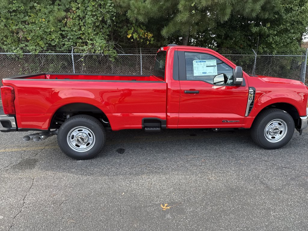 New 2026 Ford F350 XL w/ XL Driver Assist Package RWD image 8
