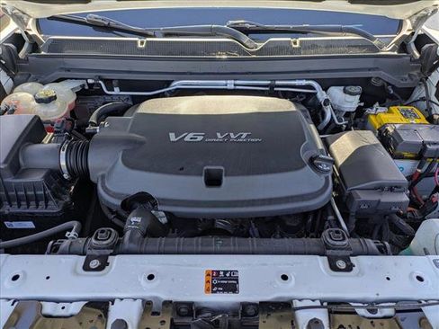 Used 2019 Chevrolet Colorado LT w/ Colorado RST Special Edition image 22