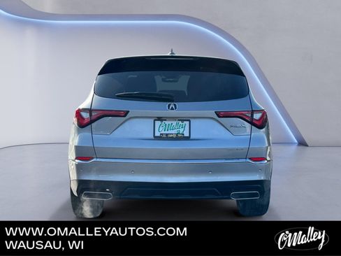Used 2023 Acura MDX SH-AWD w/ Technology Package image 4
