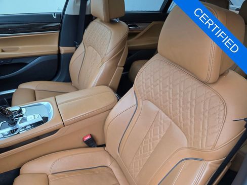 Used 2022 BMW 750i xDrive w/ Executive Package AWD/4WD image 11