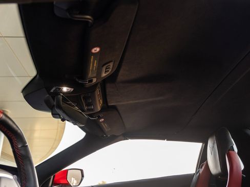 Used 2021 Chevrolet Corvette Stingray Premium Conv w/ Z51 Performance Package image 30