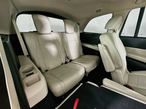 Certified 2023 Mercedes-Benz GLS 450 4MATIC w/ AMG Line Exterior image 34