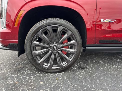 New 2026 Cadillac Escalade V image 10