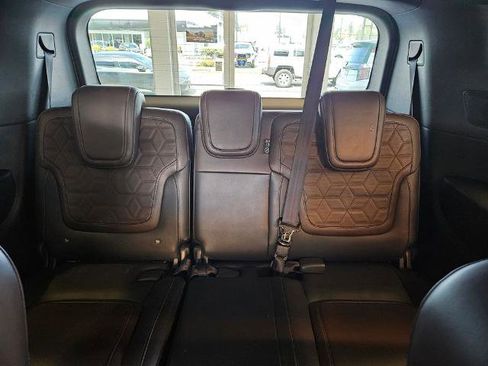 Certified 2025 Nissan Armada Platinum Reserve AWD/4WD image 29