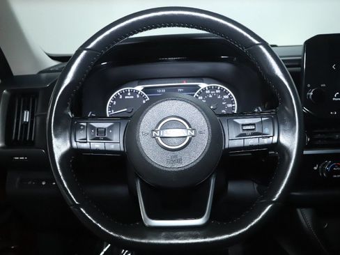 Used 2022 Nissan Pathfinder SL AWD/4WD image 20