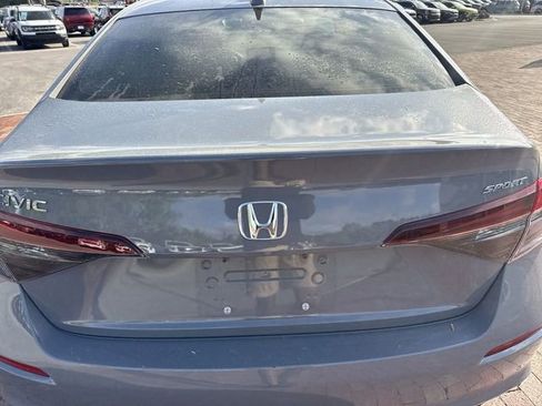 Used 2025 Honda Civic Sport image 8