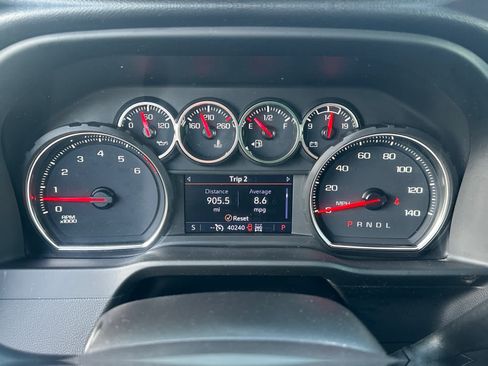 Used 2022 Chevrolet Silverado 2500 Custom w/ Custom Value Package AWD/4WD image 14