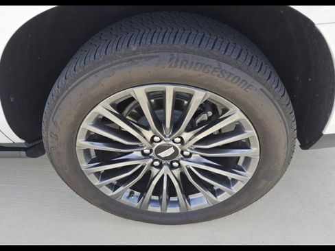 Used 2025 Cadillac Escalade Sport Platinum image 6