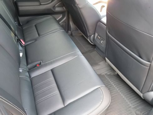 Used 2025 Nissan Frontier SL AWD/4WD image 29