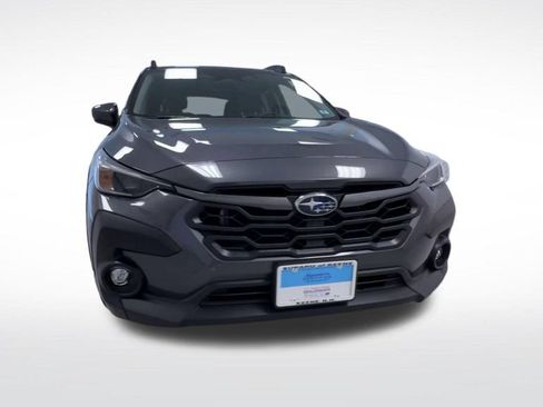 Used 2024 Subaru Crosstrek 2.0i Premium AWD/4WD image 2