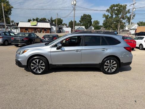 Used 2015 Subaru Outback 2.5i Limited AWD/4WD image 5