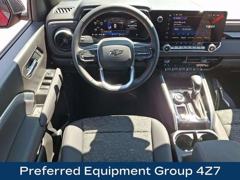 Used 2026 Chevrolet Colorado Z71 AWD/4WD image 3