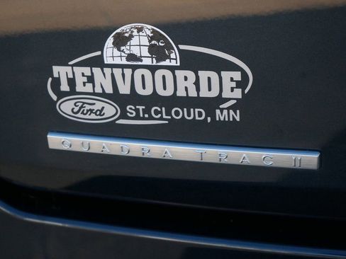 Used 2023 Jeep Wagoneer Series III w/ Flexible Seating Group image 22