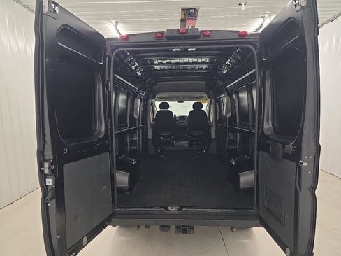 Used 2021 RAM ProMaster 2500 w/ Convenience Group image 14