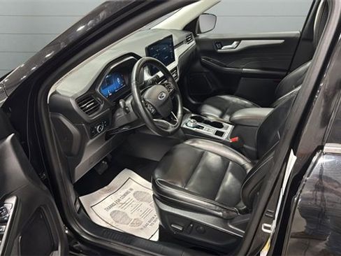 Used 2024 Ford Escape Platinum image 21
