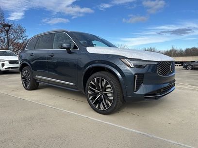 New 2026 Volvo XC90 B6 Plus w/ Protection Package Premier