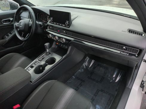 Used 2025 Honda Civic Sport image 35