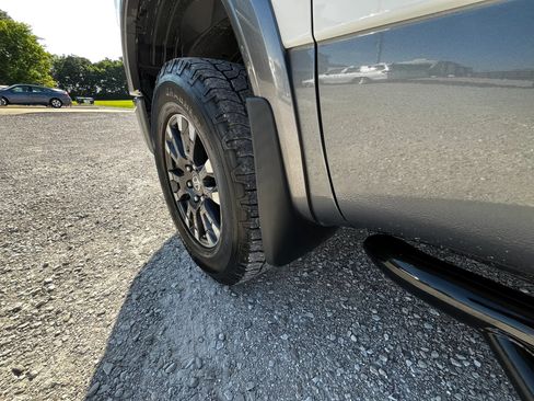 Used 2018 Nissan Titan PRO-4X w/ Pro-4x Utility Package AWD/4WD image 25
