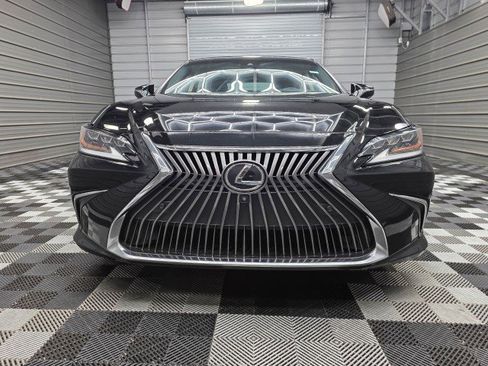 Used 2019 Lexus ES 350 FWD image 2
