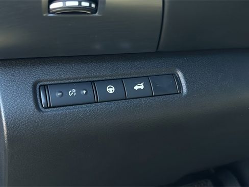 Used 2025 Nissan Pathfinder Rock Creek image 10