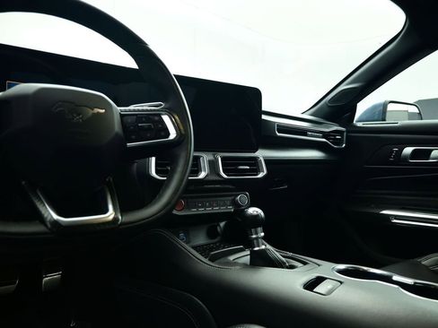 Used 2024 Ford Mustang GT Premium image 39