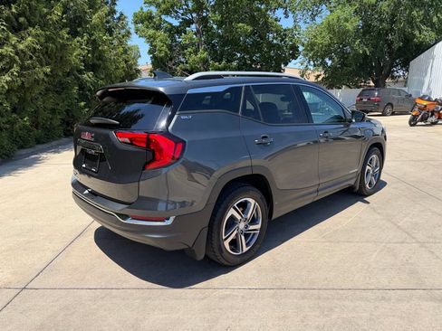 Used 2021 GMC Terrain SLT FWD image 30