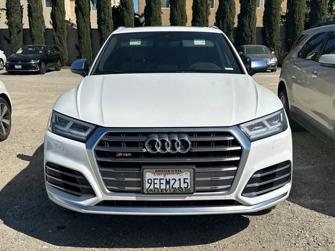 Used 2018 Audi SQ5 Premium Plus w/ Navigation Package image 3