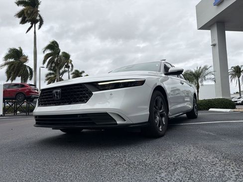 New 2025 Honda Accord EX-L image 21