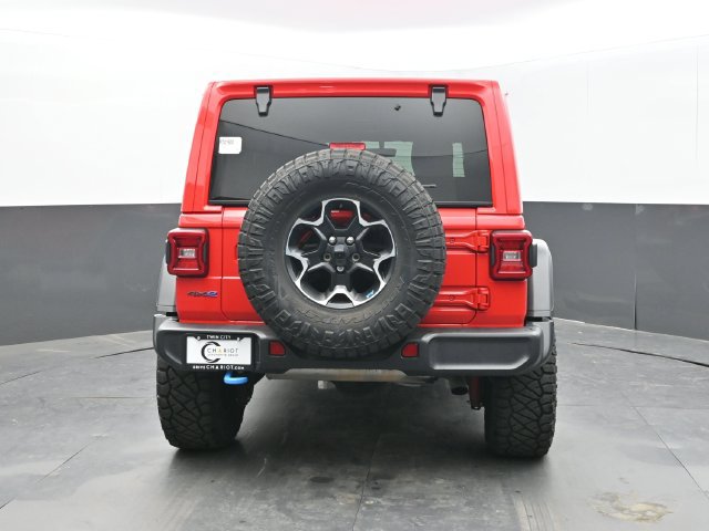 Used 2022 Jeep Wrangler Unlimited Rubicon 4xe w/ Cold Weather Group AWD/4WD image 5