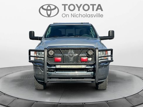 Used 2018 RAM 2500 Tradesman w/ Chrome Appearance Group image 7