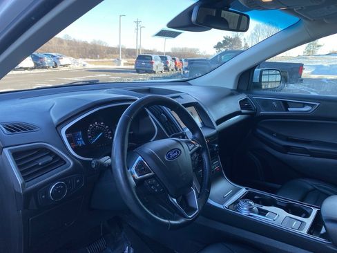 Used 2020 Ford Edge SEL image 11