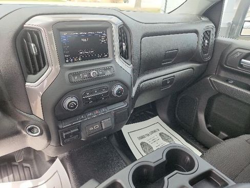 Used 2025 Chevrolet Silverado 2500 W/T w/ WT Convenience Package AWD/4WD image 27