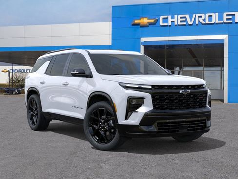 New 2026 Chevrolet Traverse RS w/ LPO, Floor Liner Package image 7